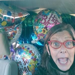 Meet your Posher, Laura